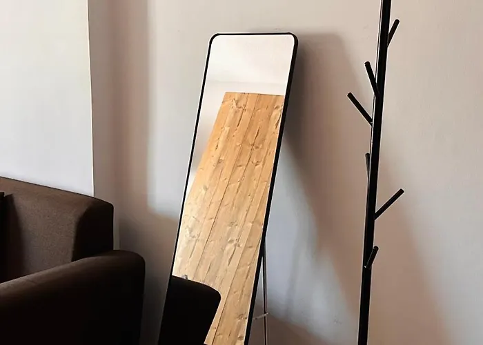 דירה Black Flox Dráma
